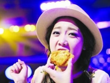 赵大格版本的炸鸡歌词及广告app官方下载,稳定设计解析方案_运动版_v10.762